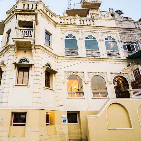 Palace On Ganges - Heritage Hotel Varanasi Exterior foto